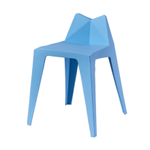 Einfacher moderner Mode-Kreativ-Nordic-Stuhl